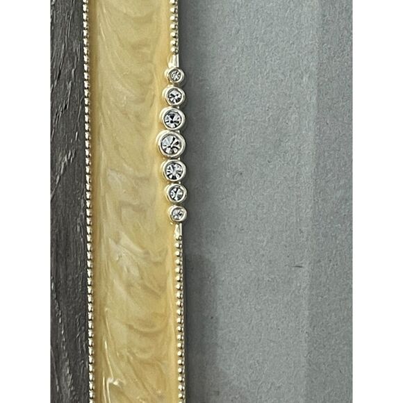Pearl Resin 8x10 Picture Frame w/ Rhinestones Elegant Ivory Decor - Picture 5 of 7